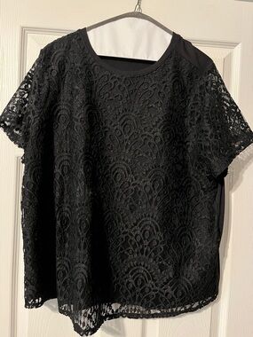 Apt 9 Black Lace Overlay Short Sleeve Women's Top